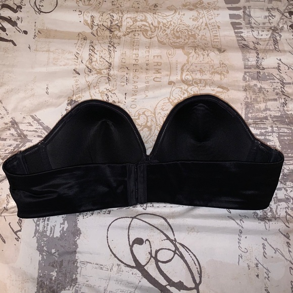 Black strapless bra - Picture 2 of 3